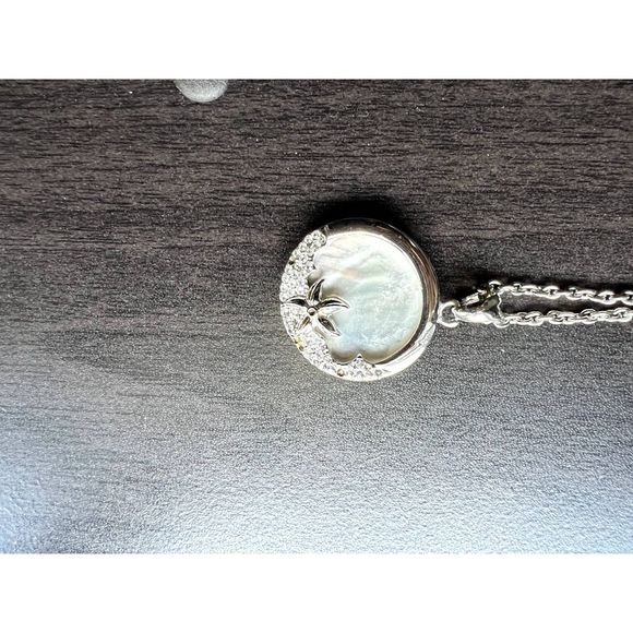 Long necklace with mother of pearl and crystal stones pendant, silver color - Picture 2 of 8